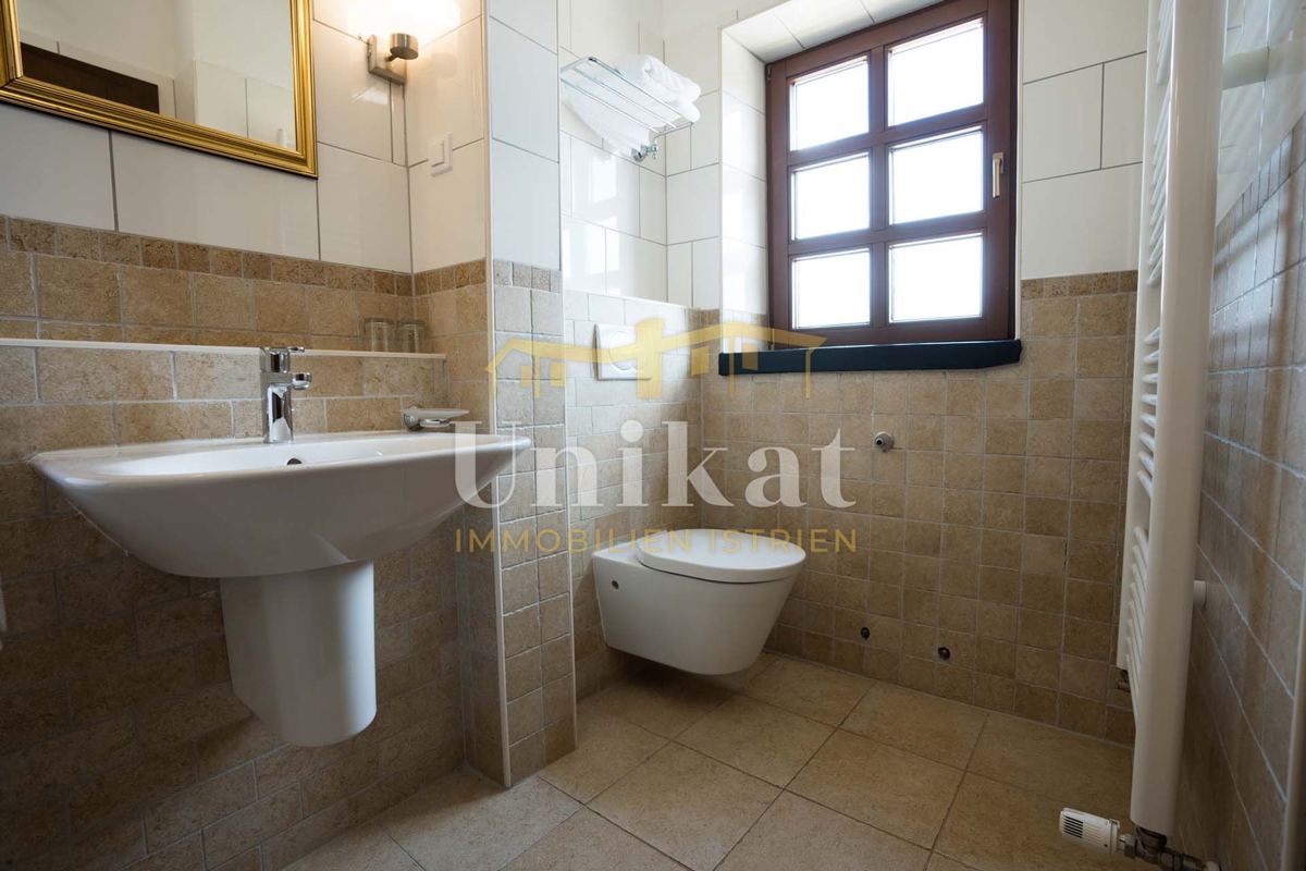 Luksuzna hiša s bazenom blizu Poreča